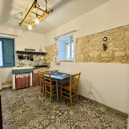 La Casa D'ila Holiday home